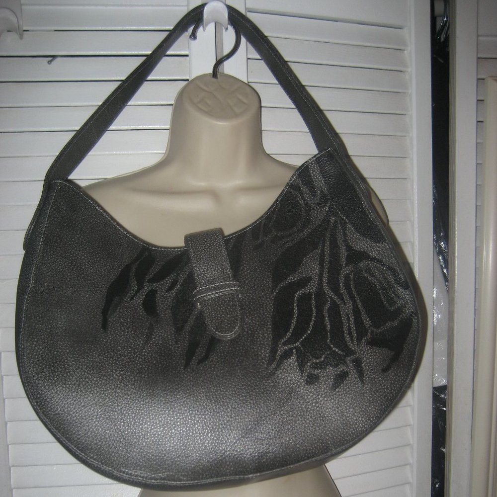 STEPHANIE BEE LEATHER SHOULDER BAG GREY SILVERY LEATHER HANDBAG NJ DESIGNER LGE